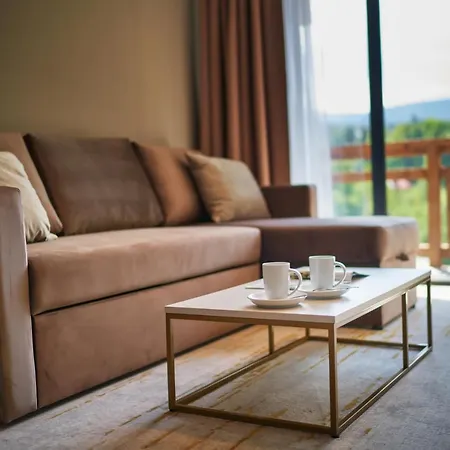 Five Seasons Lägenhetshotell 4*