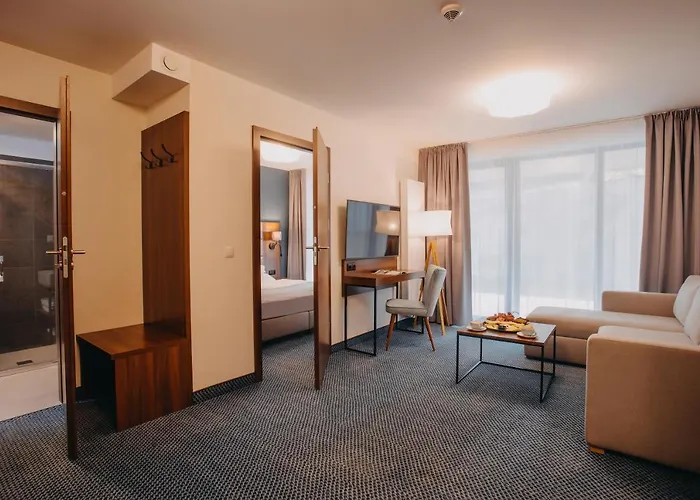 Five Seasons シクラルスカ・ポレンバ