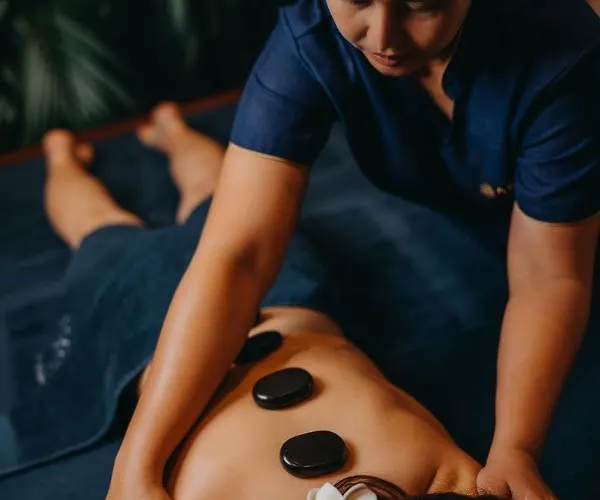 アパートホテル Five Seasons 4*