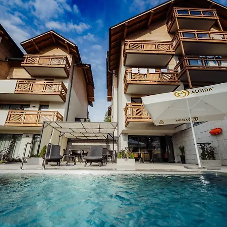 Aparthotel Five Seasons