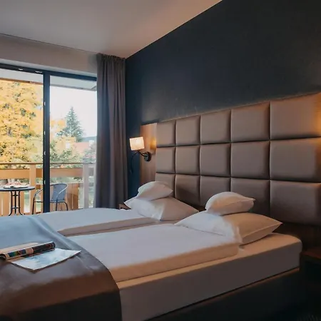 Lejlighedshotel Five Seasons