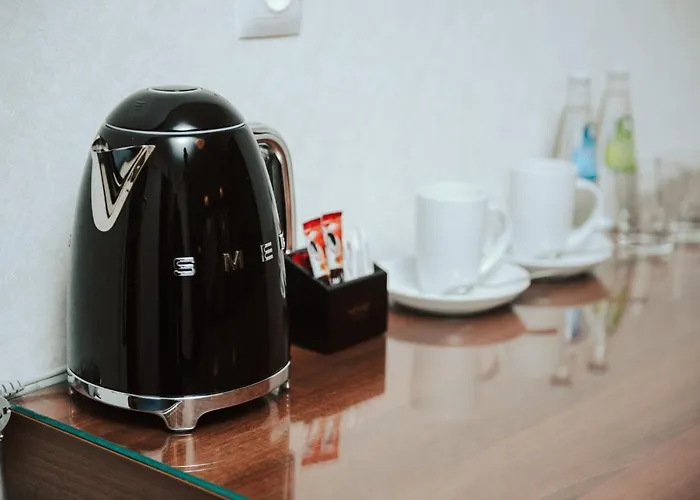 Five Seasons Aparthotel 4*