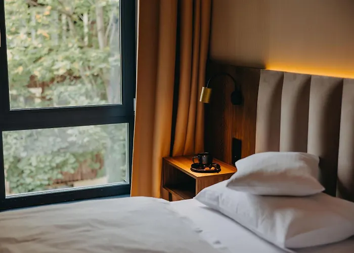 Five Seasons Aparthotel 4*